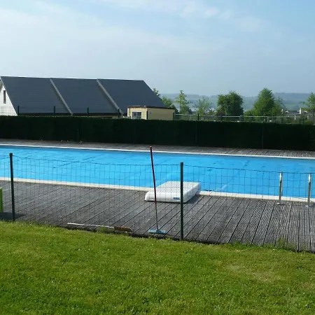 Lac De L'Eau D'Heure Appartement C23 Commodore Les Josephines Erpion Exterior foto